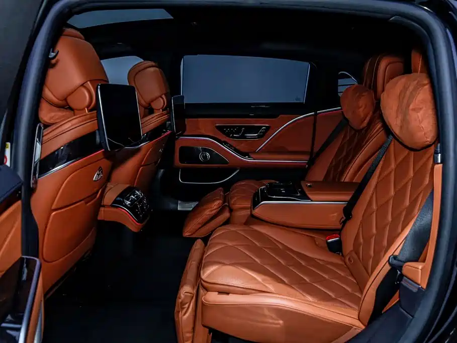 Mercedes-Benz Maybach S-Class 2022 — фото 10