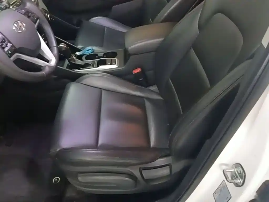 Hyundai Tucson 2016 — фото 15