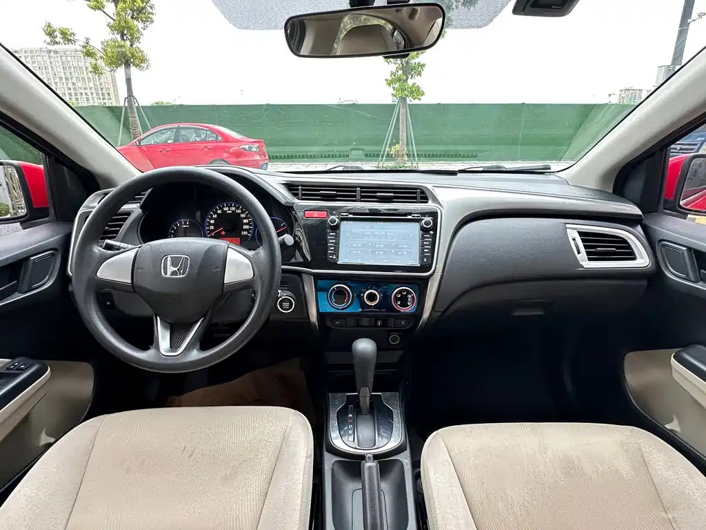 Honda City 2016 — фото 12