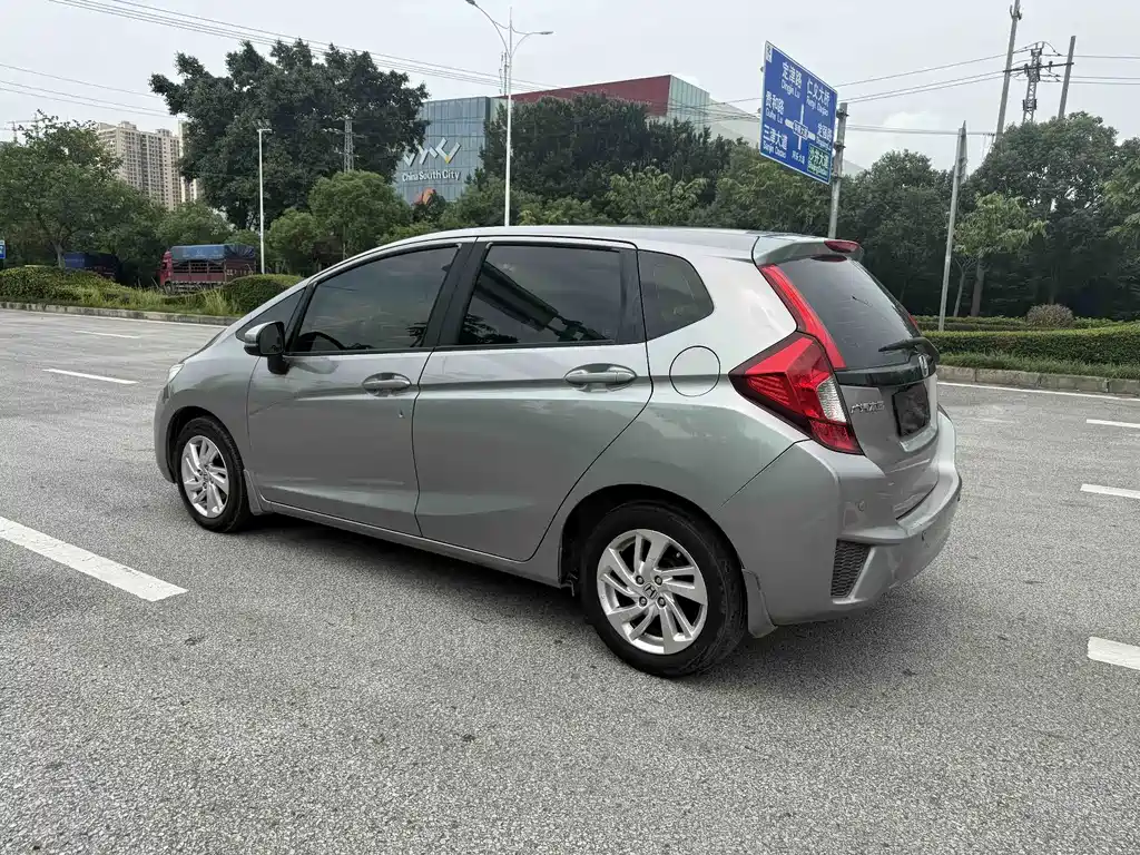 Honda Fit 2014 — фото 9