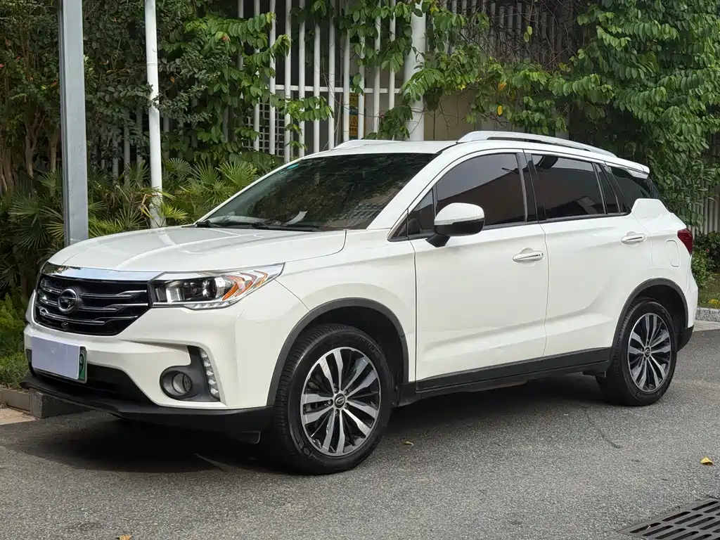 GAC Trumpchi GS4 New Energy 2017