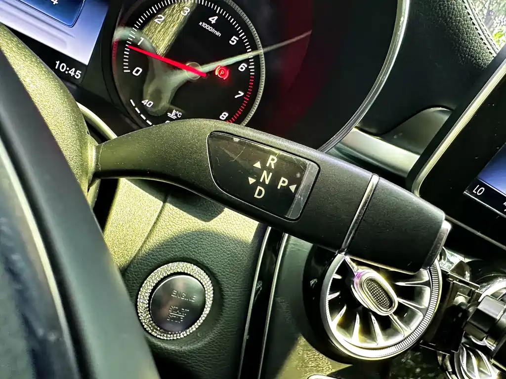 Mercedes-Benz C-Class 2017 — фото 17
