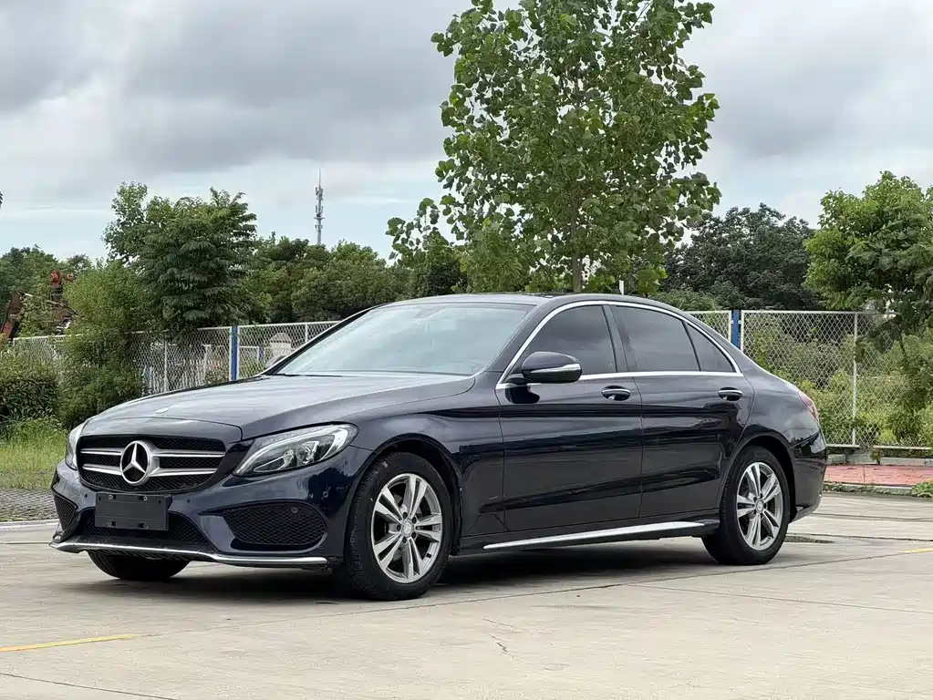 Mercedes-Benz C-Class 2017