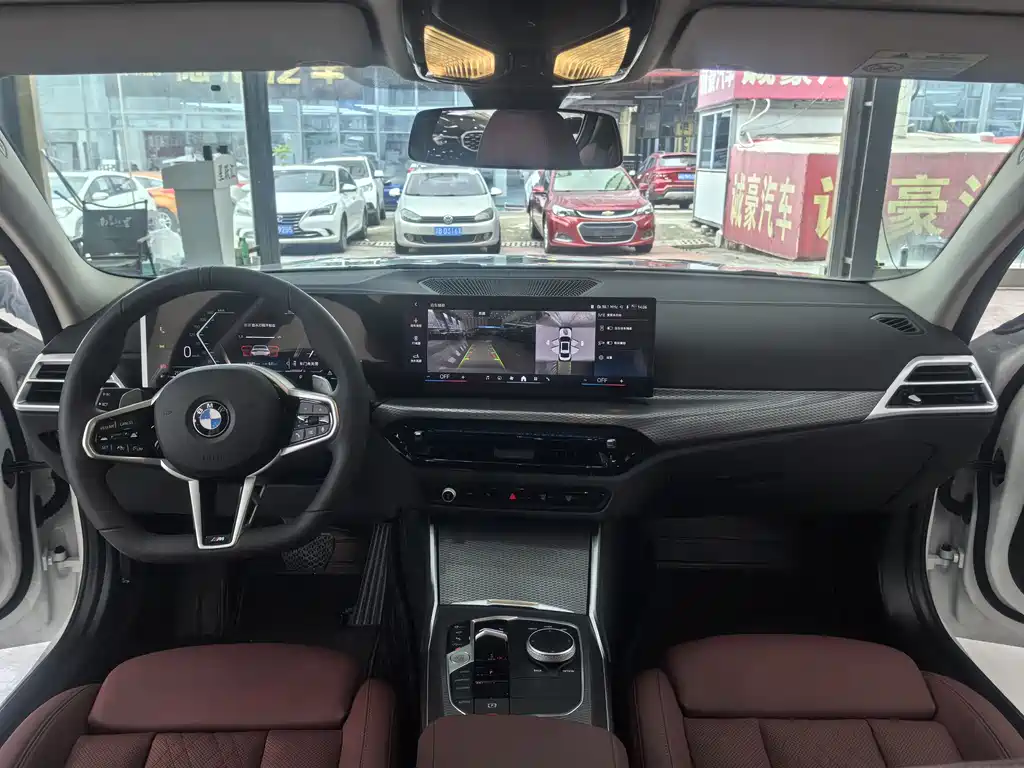 BMW 3 Series 2025 — фото 10