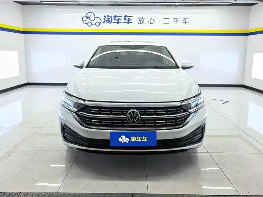 Volkswagen Sagitar 2023