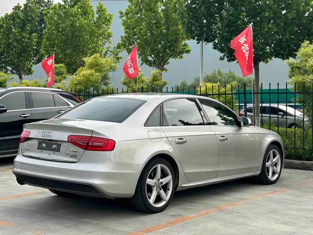 Audi A4L 2016 — фото 9
