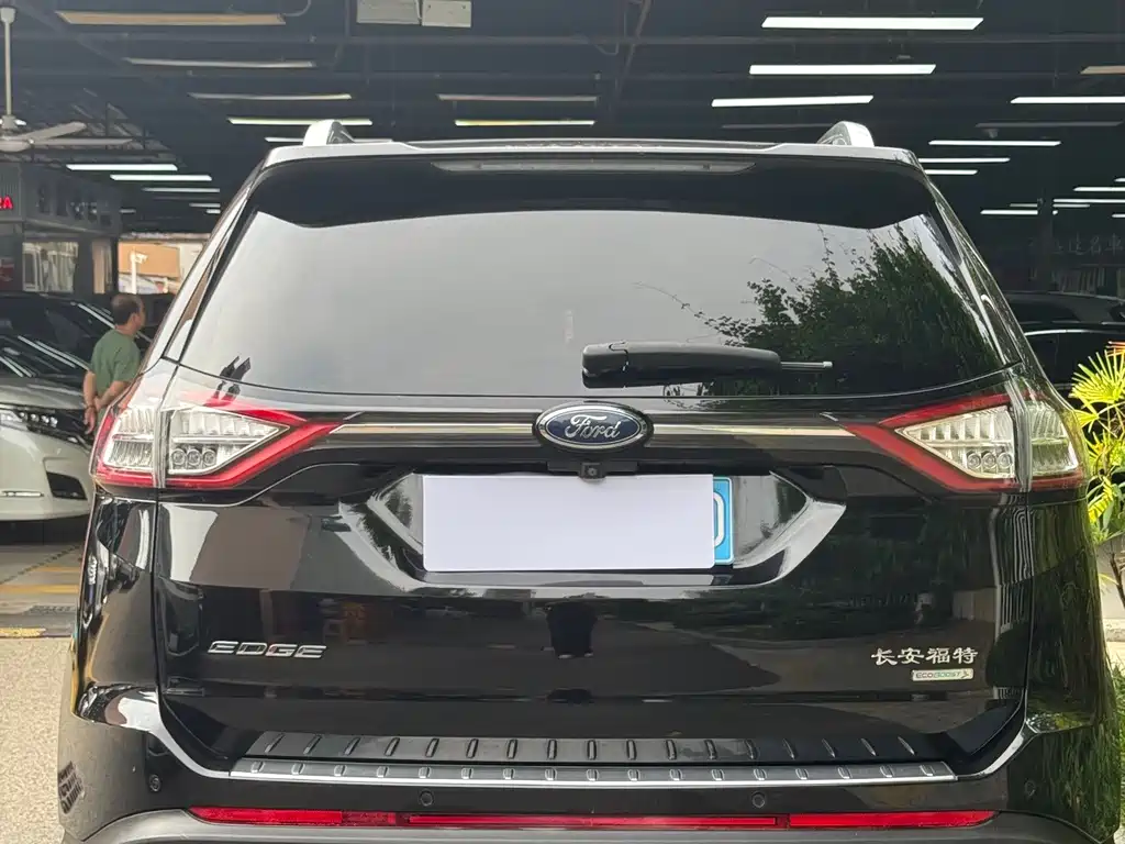 Ford Edge 2015 — фото 5