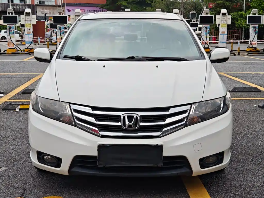 Honda City Classic 2014 — фото 2