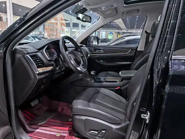 Roewe RX8 2019