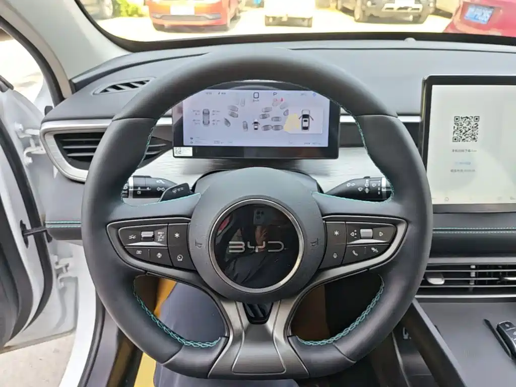 BYD Seal 05 DM-i 2025 — фото 11