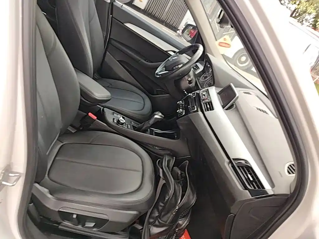 BMW X1 2018 — фото 25