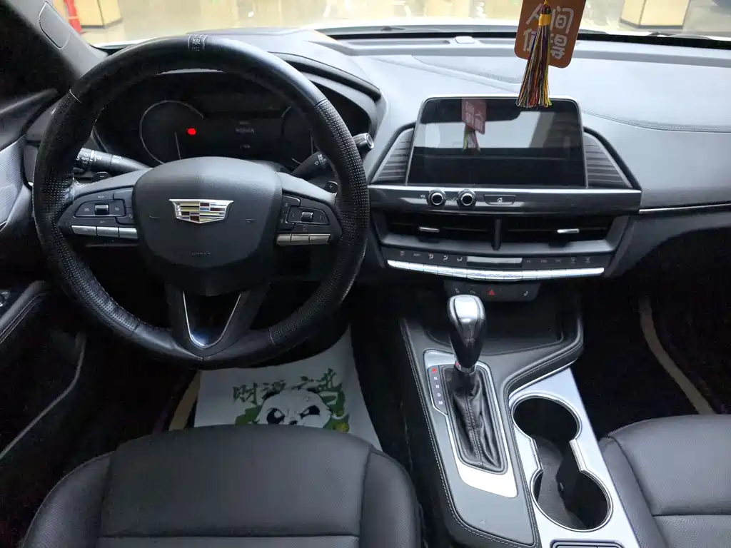 Cadillac CT4 2022 — фото 10