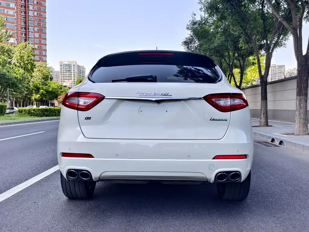 Maserati Levante 2017 — фото 6