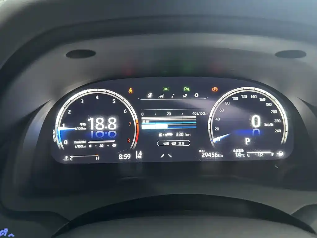 Toyota Camry 2021 — фото 16