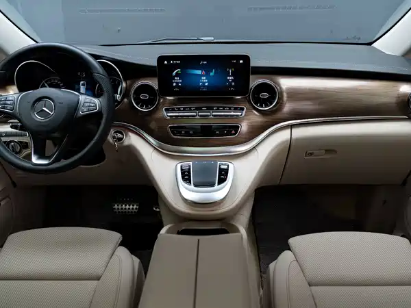 Mercedes-Benz V-Class 2024