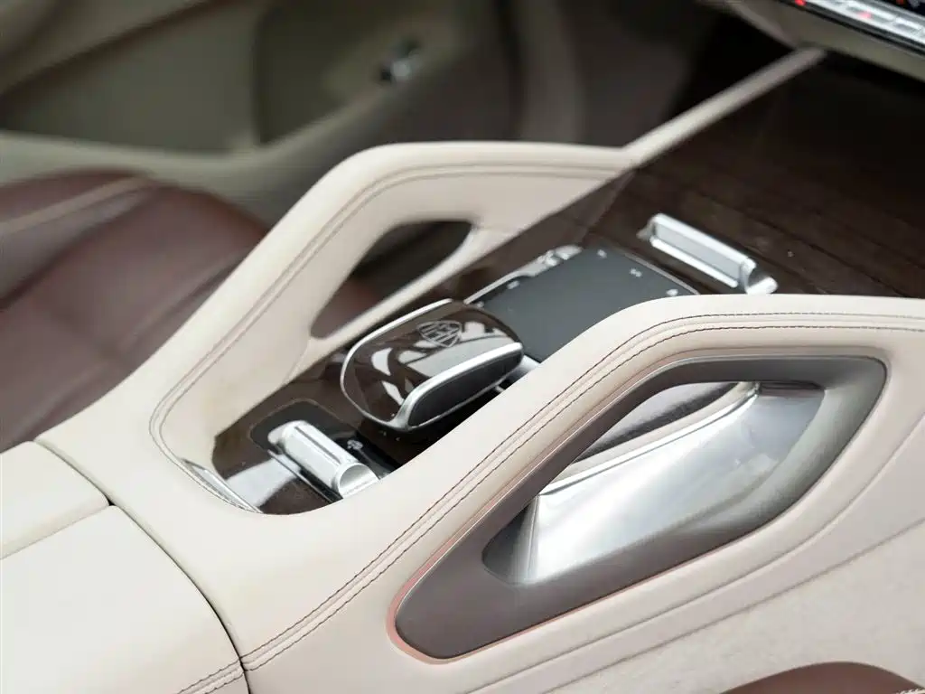 Mercedes-Benz GLS 2022 — фото 16