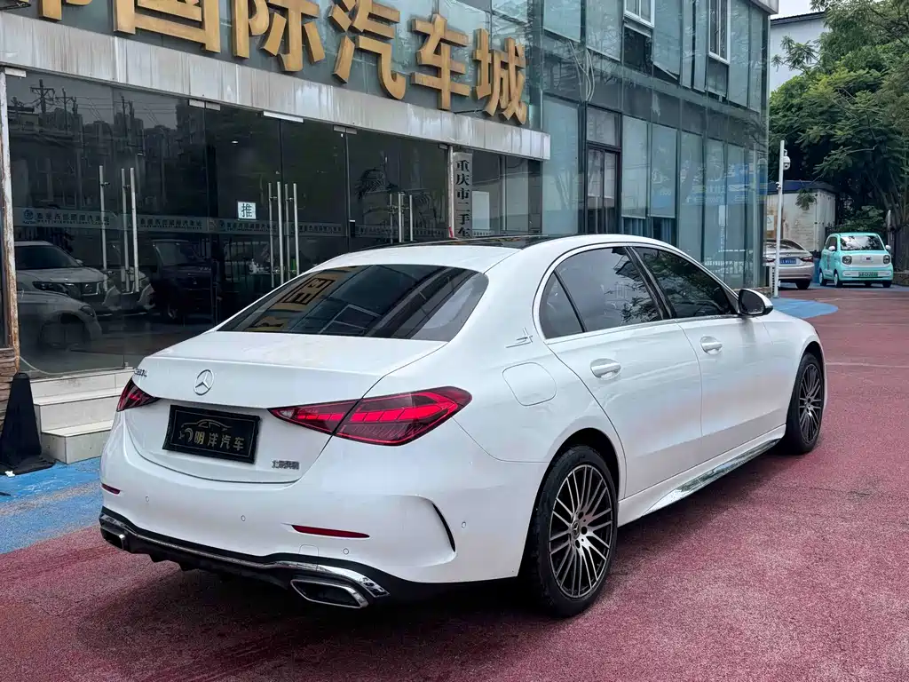 Mercedes-Benz C-Class 2022