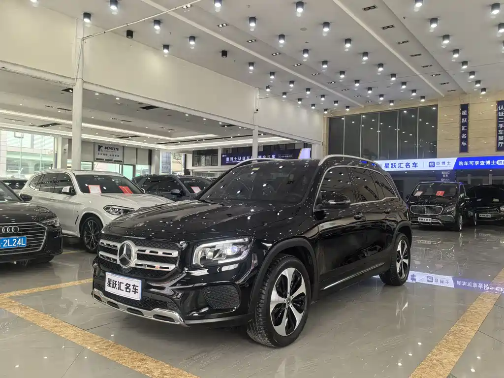 Mercedes-Benz GLB 2021 — фото 1