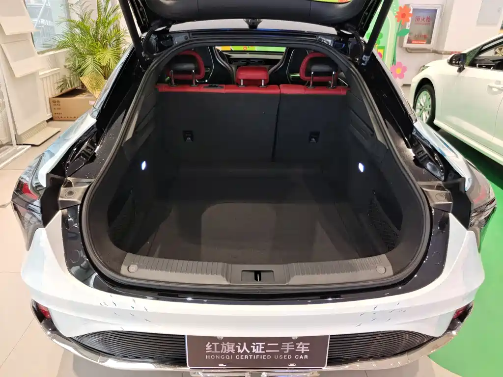 Hongqi H6 2025 — фото 10