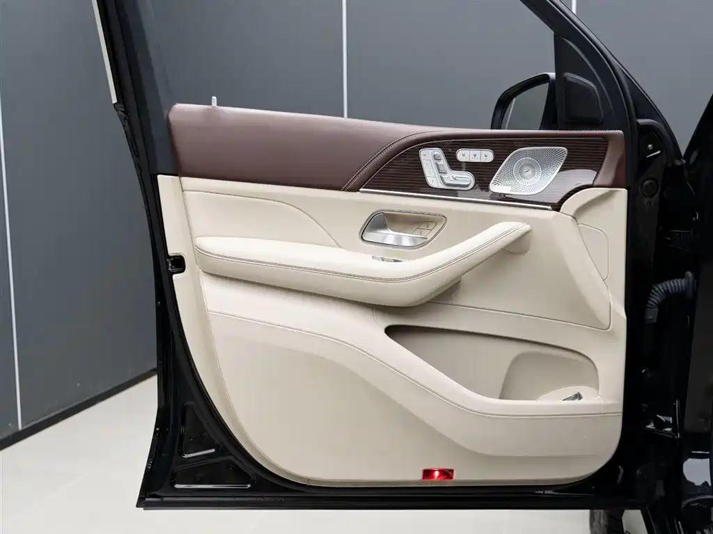 Mercedes-Benz GLS 2022 — фото 6