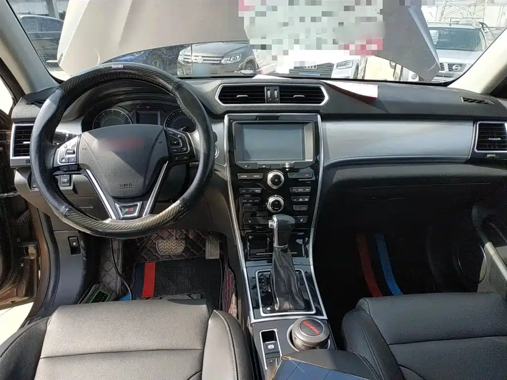 Haval H2 2015 — фото 6