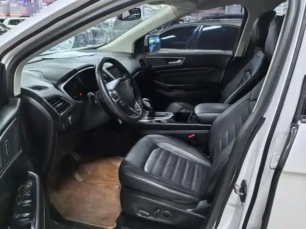 Ford Edge 2016