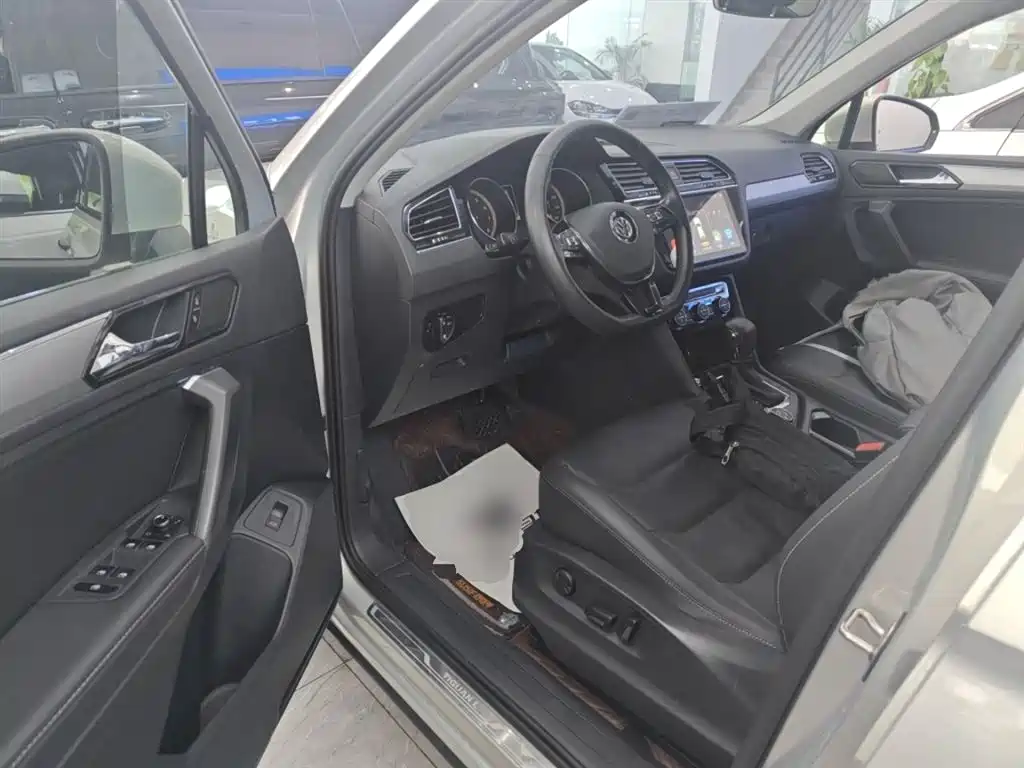 Volkswagen Tiguan L 2019 — фото 16
