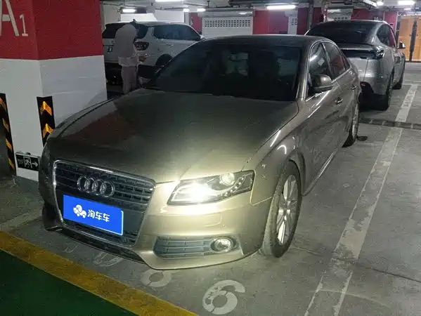 Audi A4L 2012