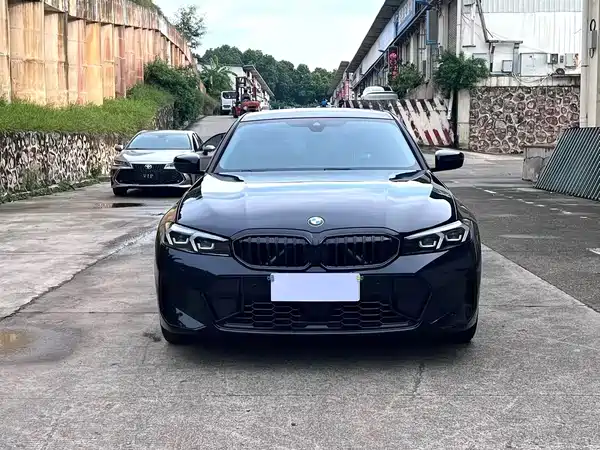 BMW 3 Series 2025