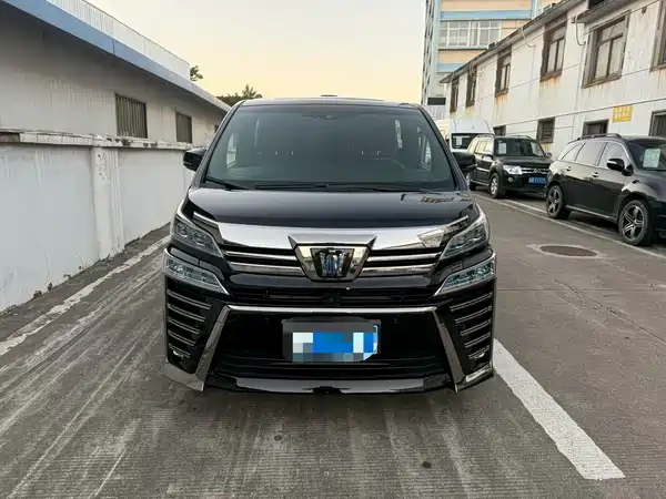 Toyota Vellfire 2022