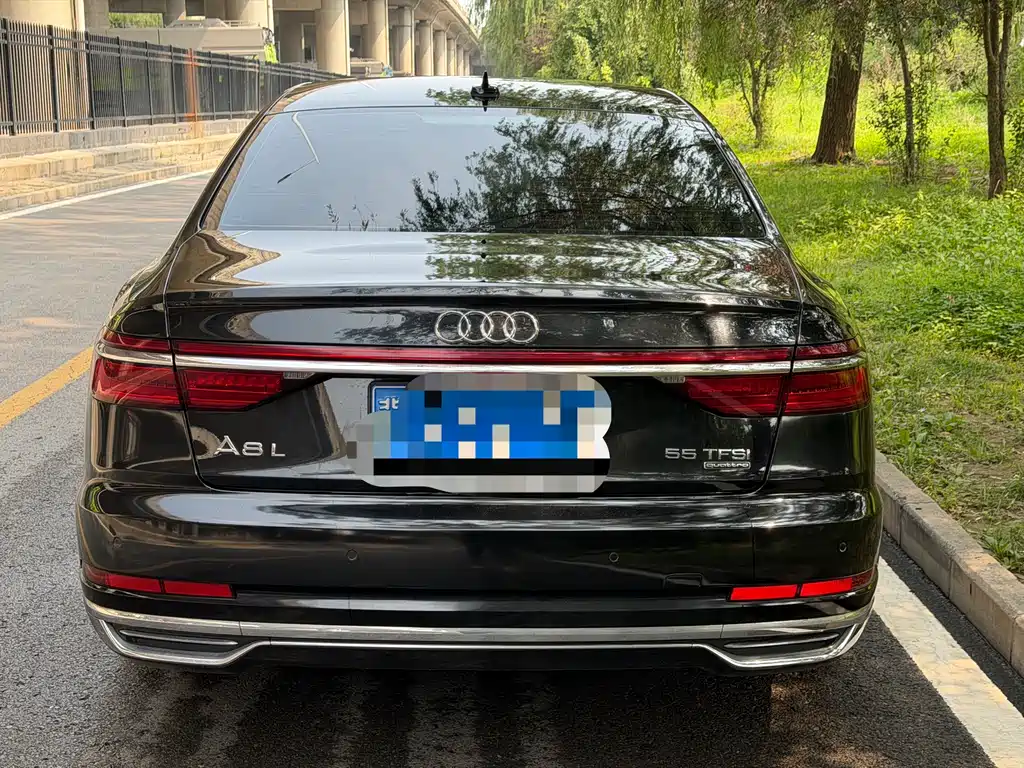 Audi A8 2020 — фото 4