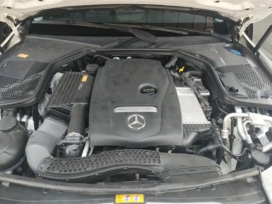 Mercedes-Benz C-Class 2017 — фото 10
