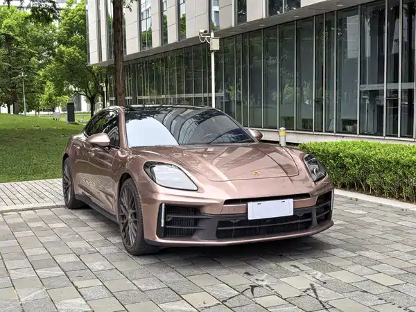Porsche Panamera 2024