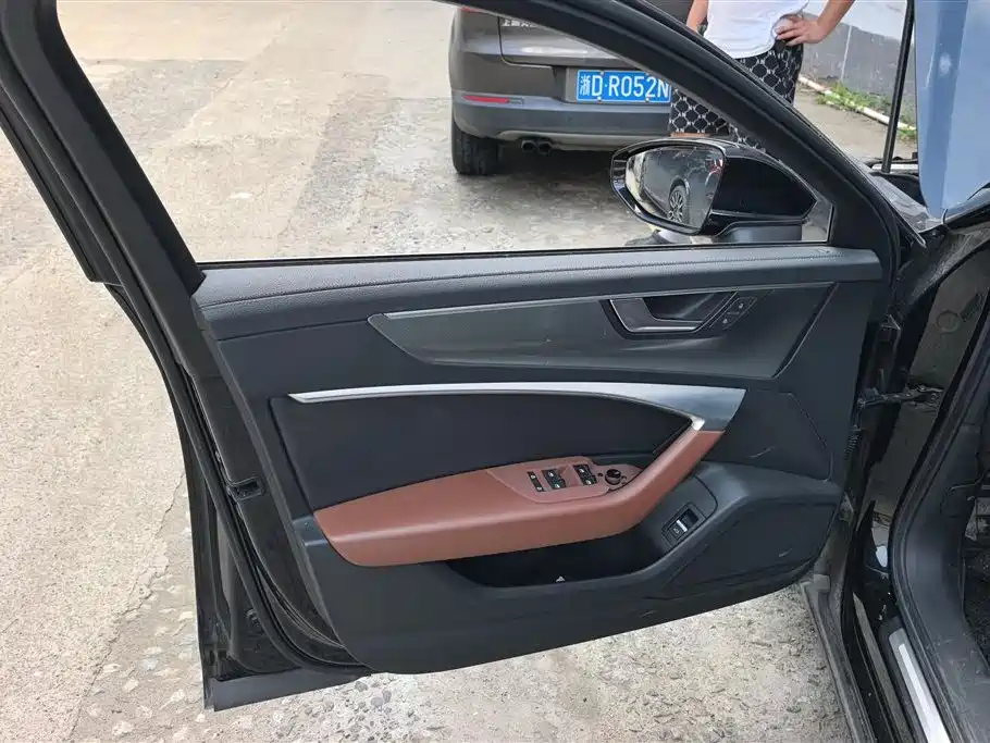 Audi A6L 2019
