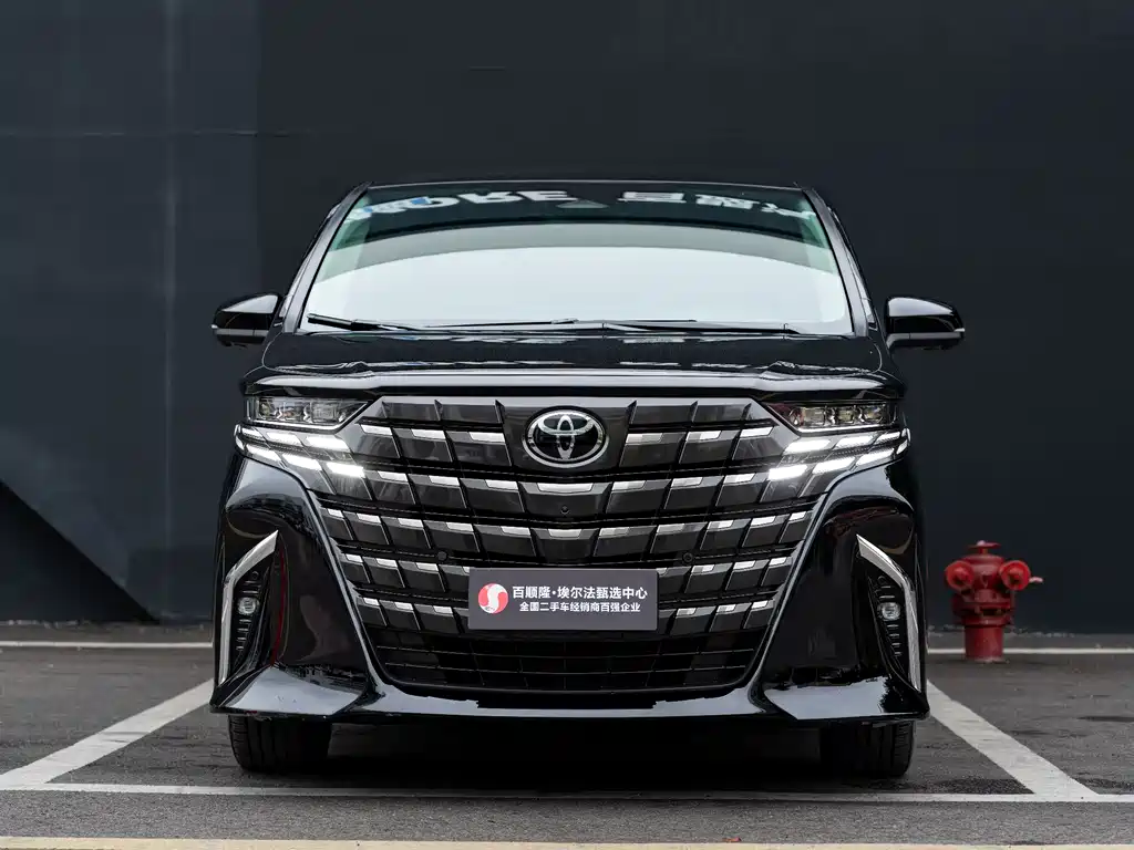 Toyota Alphard 2024 — фото 2