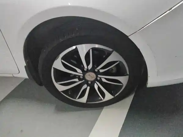BYD Qin NEV 2016