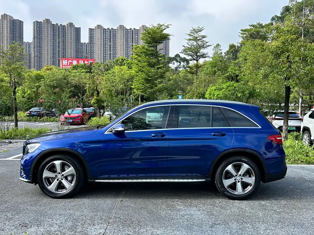 Mercedes-Benz GLC 2017 — фото 10