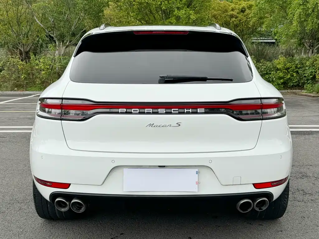 Porsche Macan 2020 — фото 17