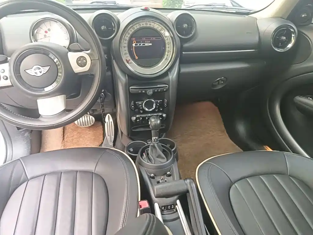 MINI Countryman 2014 — фото 14