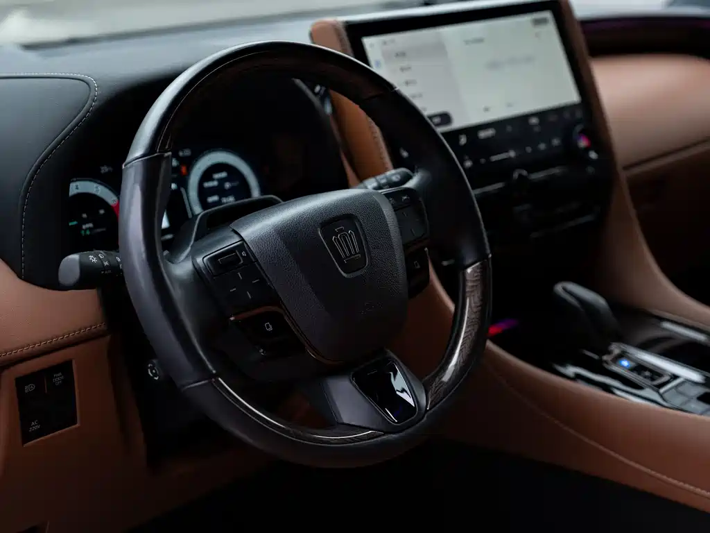 Toyota Vellfire 2024 — фото 10