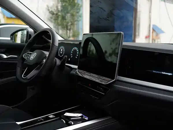 Volkswagen Passat 2025