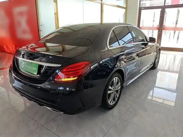 Mercedes-Benz C-Class 2018