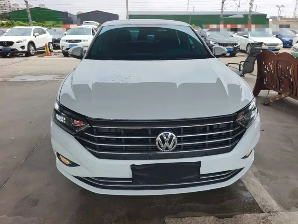 Volkswagen Sagitar 2022
