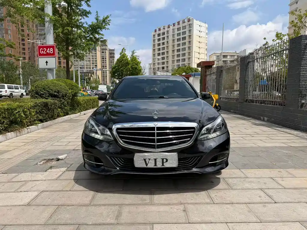 Mercedes-Benz E-Class 2015