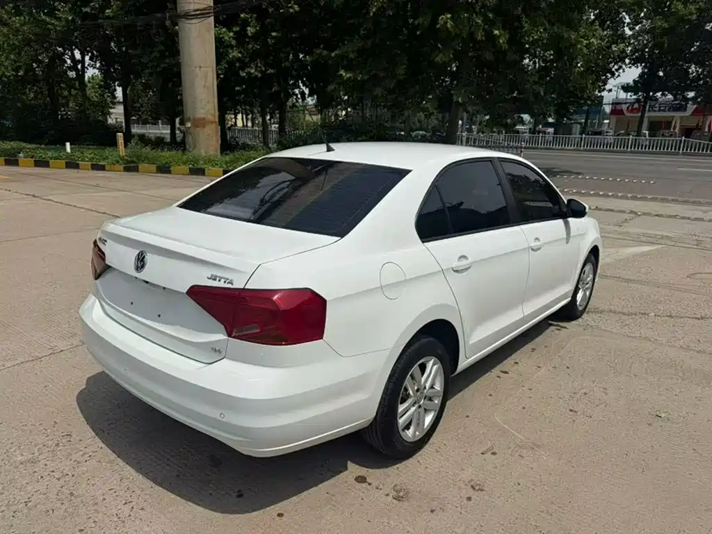 Volkswagen Jetta 2019