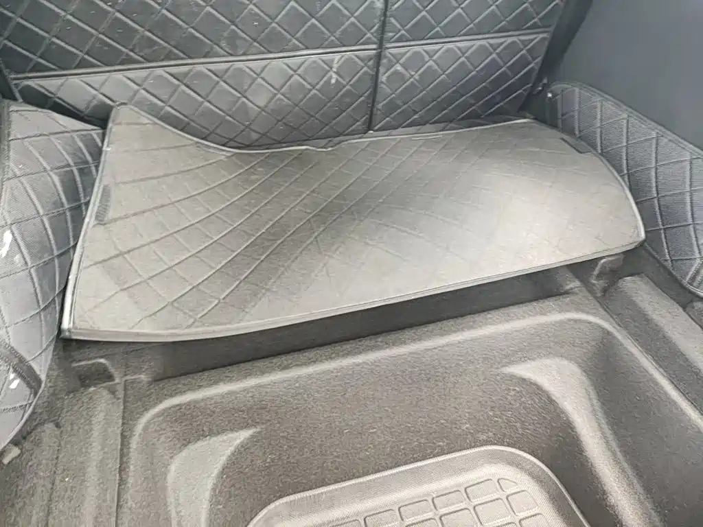 Tesla Model Y 2022 — фото 19