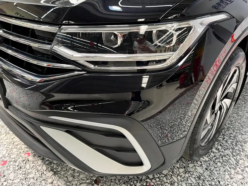 Volkswagen Tiguan L 2022