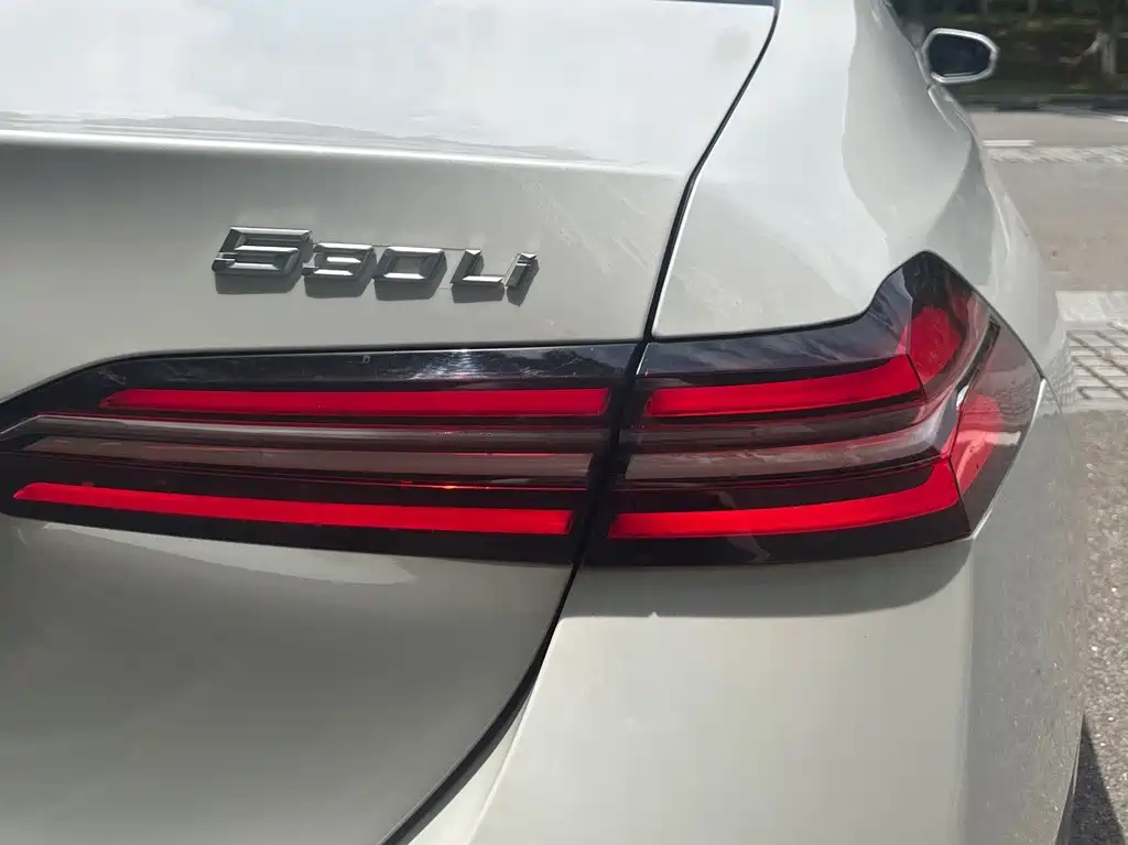 BMW 5 Series 2024