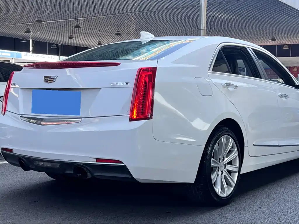 Cadillac ATS-L 2016 — фото 32