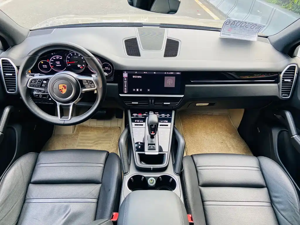 Porsche Cayenne 2019 — фото 14